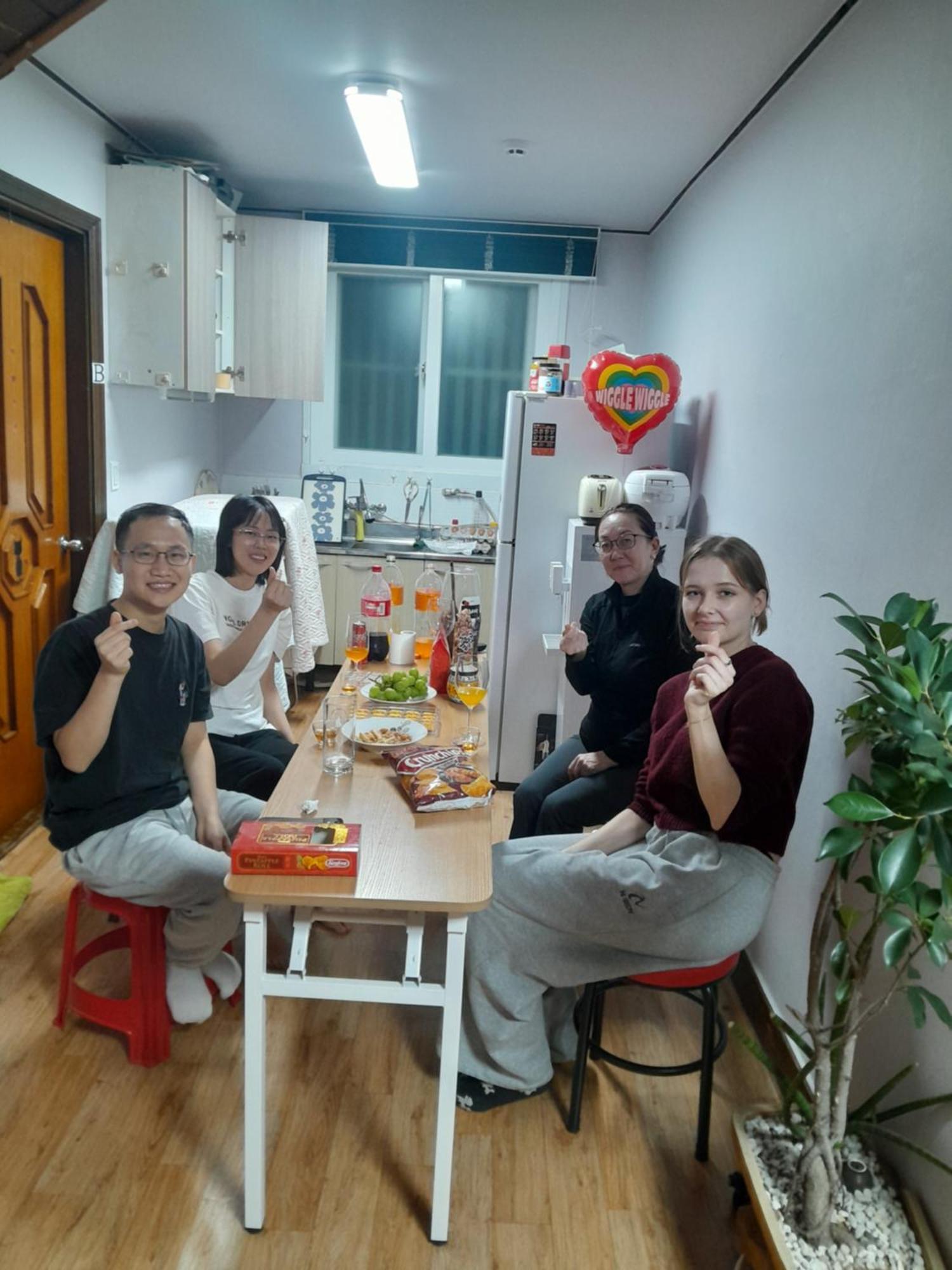 Disco Pangpang Guesthouse Inchon Rum bild