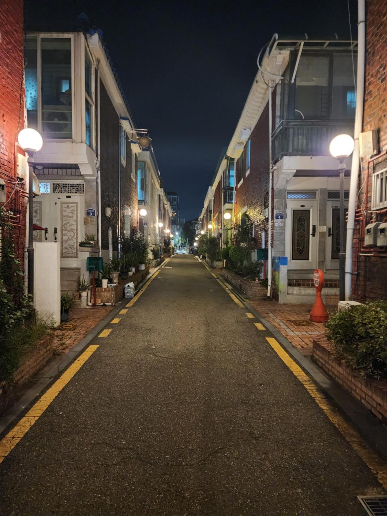 Disco Pangpang Guesthouse Inchon Exteriör bild